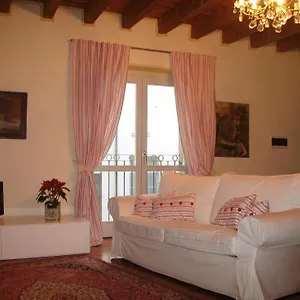 A Casa Di Andrea , Mantova Italia