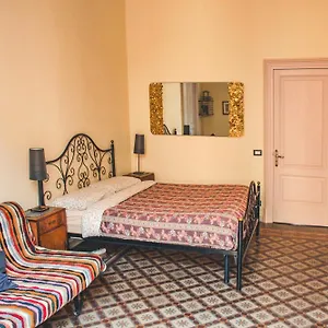 Casa Verdi - House Of Travelers Maison d'hôtes Catane